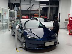 -TESLA 特斯拉(广州天环广场体验店)