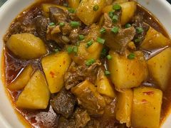 小土豆焖牛腩-全聚贤餐厅·湖北家常菜(沙湖店)