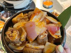 -围炉肉舍•炭烤活鳗•丹东海鲜烤肉(步行街店)