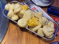 -山里屯铁锅炖·东北菜(康桥店)