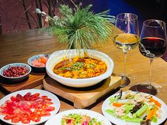 -肆海小川菜酒馆Wine Bistro (青年路店)