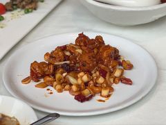 宫保虾球-尘香•传统川菜(创汇首座店)