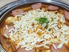 -三清洞摩西韩式年糕火锅(威高广场店)