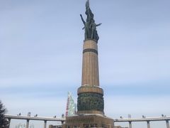 -人民防洪胜利纪念塔