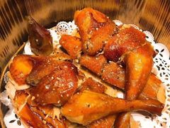 -胡桃里音乐酒馆(环亚凯瑟琳广场店)
