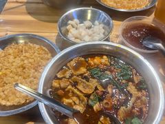 -柳州肥姨妈大骨螺蛳粉(曹路店)