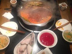 -纸盐河码头火锅(十八梯店)