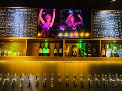 -麦落精酿啤酒餐吧(先农大院店)
