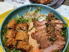 香茅烤猪颈肉春卷捞檬-蔡澜PHO(海岸城店)
