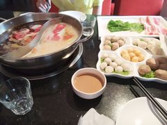 -焱三乐四川火锅店(经纬街店)