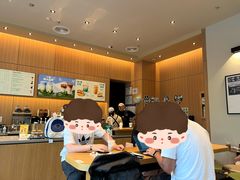-星巴克(上海长宁来福士1F店)