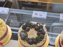 -花花卷卷·鲜食蛋糕(静安久光百货店)
