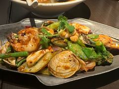 -大头虾越式风味餐厅(光明广场店)