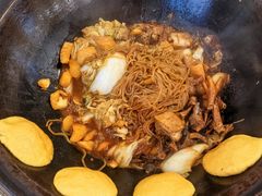 -粘豆包柴火铁锅炖