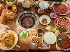 -明洞阿姨·韩式酱蟹烤肉·创意料理(三元桥店)