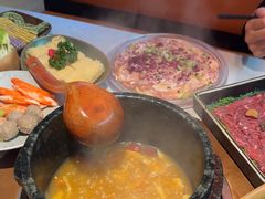 -芸山季·云南山珍菌火锅(人民广场来福士店)