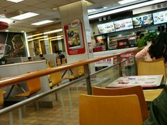 -肯德基(中纬店)
