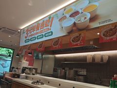 -南城香·饭香串香馄饨香(青年路店)