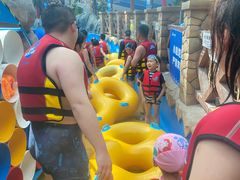 -青岛东方影都融创水世界