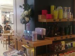 -星巴克(广州中华广场B1层店)