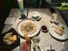 -穹六人间 people 6(岳阳路店)
