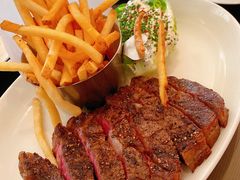 -db Bistro & Oyster Bar by Daniel Boulud(滨海湾金沙店)