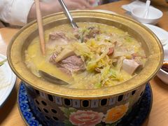 大骨头炖酸菜-关东小磨东北菜(上海长风大悦城店)