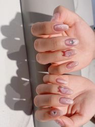 -丽心自助美甲美睫