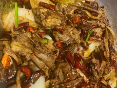爆辣干锅鸭头-安诚居干锅鸭头(八角店)