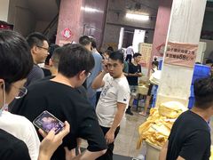 等位区-标记美食新鲜猪杂(兴南大道店)