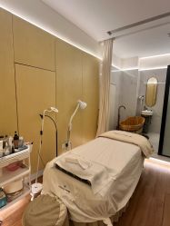 -苑苑vbeauty科技美容SPA