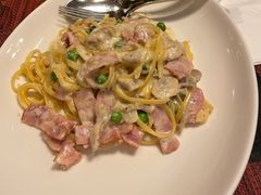 奶油培根意大利面-WOLFGANG PUCK KITCHEN & BAR(迪士尼小镇店)