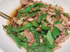 -费大厨辣椒炒肉(高铁吾悦广场店)