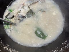 -陈大锅·岳阳鱼馆·地道岳阳菜(美食街店)