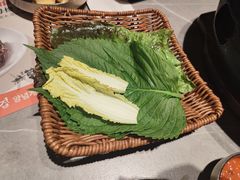 -草家酱蟹炭火烤肉店(珲春南路一店)