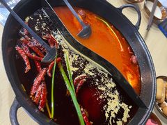 -乐闹闹重庆火鍋(民治店)