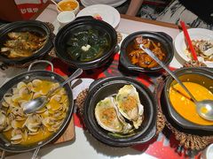 猪蹄凤爪煲-恭喜上堓砂锅焗·海鲜大排档(闵行龙湖店)