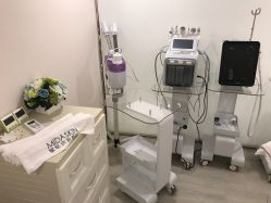 -MIDA蜜哒•科技逆龄美肤连锁