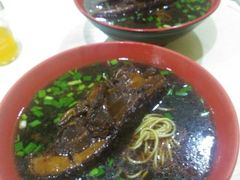 -小龙大肉面馆