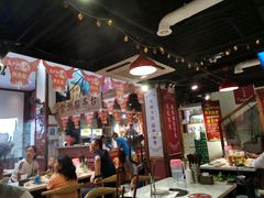 大堂-食潮汕头鲜牛馆(望京保利店)
