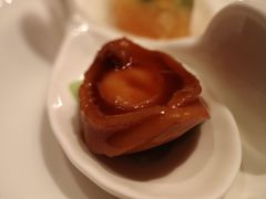 餐前小吃鲍鱼-8餐厅(新葡京酒店)