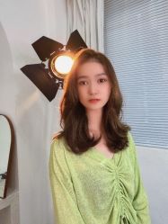 -鏡沙龙发型设计
