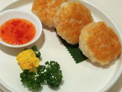 香煎手打虾饼-粤来记·啫啫煲·点心(日月光店)