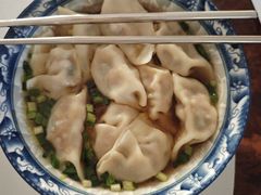 -鲸鱼妈妈月嫂/育婴师定制