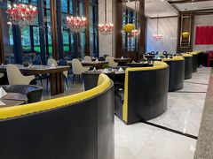 -上海虹桥西郊假日酒店