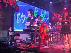 -喜鹊音乐酒馆(西街店)