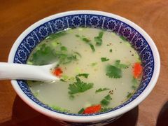 精品老母鸡汤-李犟大爆鳝面·手工蟹黄包(湖滨西湖店)