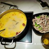 那天刚滑完冰太饿了，后面顾着吃忘了拍照