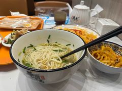 -德元兰州纯汤牛肉面(龙阳路店)