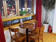 -雕刻时光咖啡馆(南院门店)